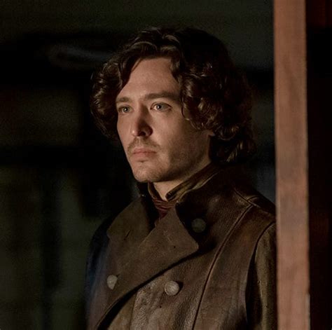 alexander vlahos outlander.